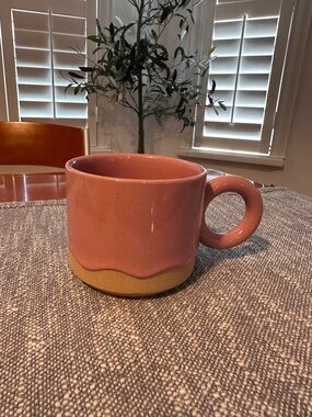 Ceramic pink drip ice cream from room essential